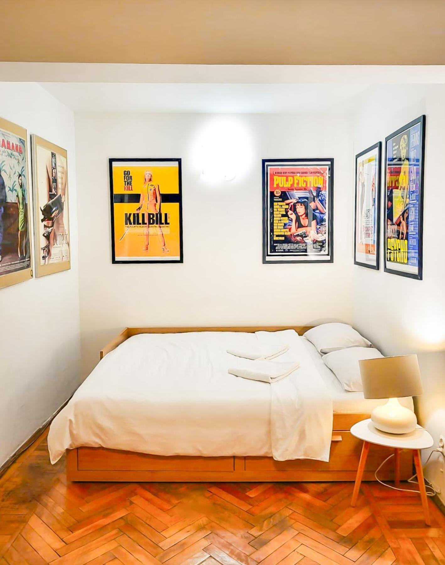 בוקרשט Central Park Hollywood Apartment מראה חיצוני תמונה